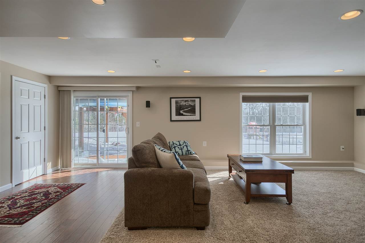 10 Edinburgh Road Windham, NH 03087 - Photo 7 of 39