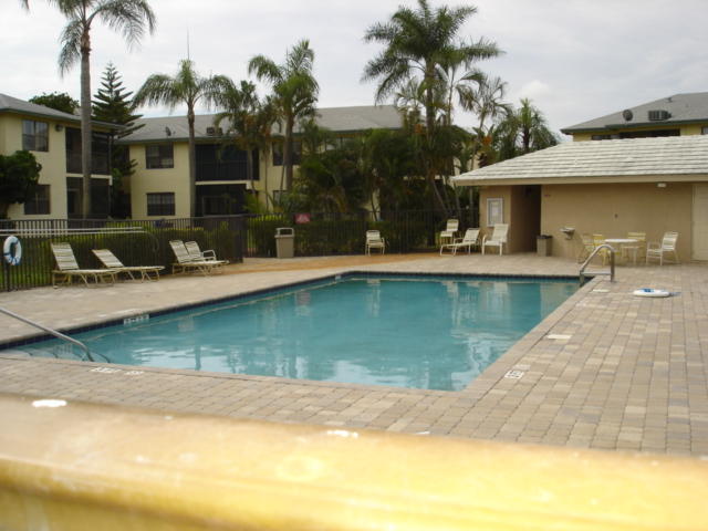 2307 Linton Ridge Circle, Unit C3 Delray Beach, FL 33444 - Photo 10 of 11 DSC03022