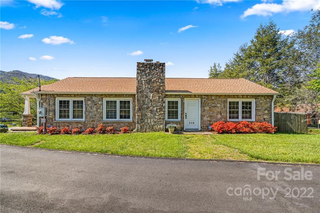 210 Bee Tree Road Swannanoa, NC 28778 - Photo 29 of 36 Gallery Image 29