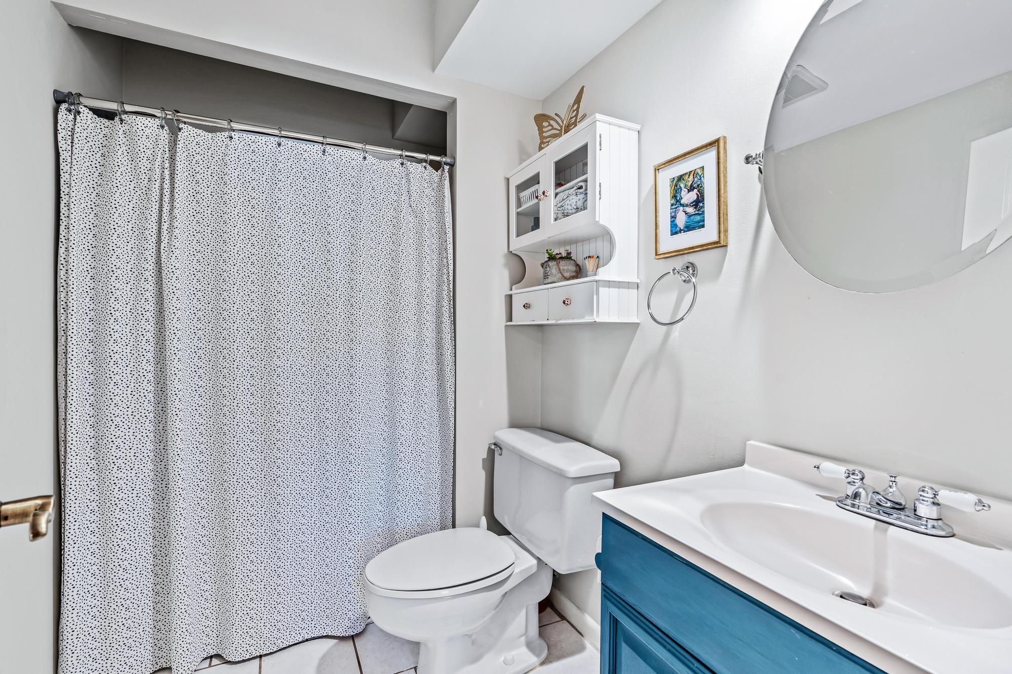 141 East Riverside Drive, Unit 11B Jupiter, FL 33469 - Photo 11 of 29 Downstairs Bathroom