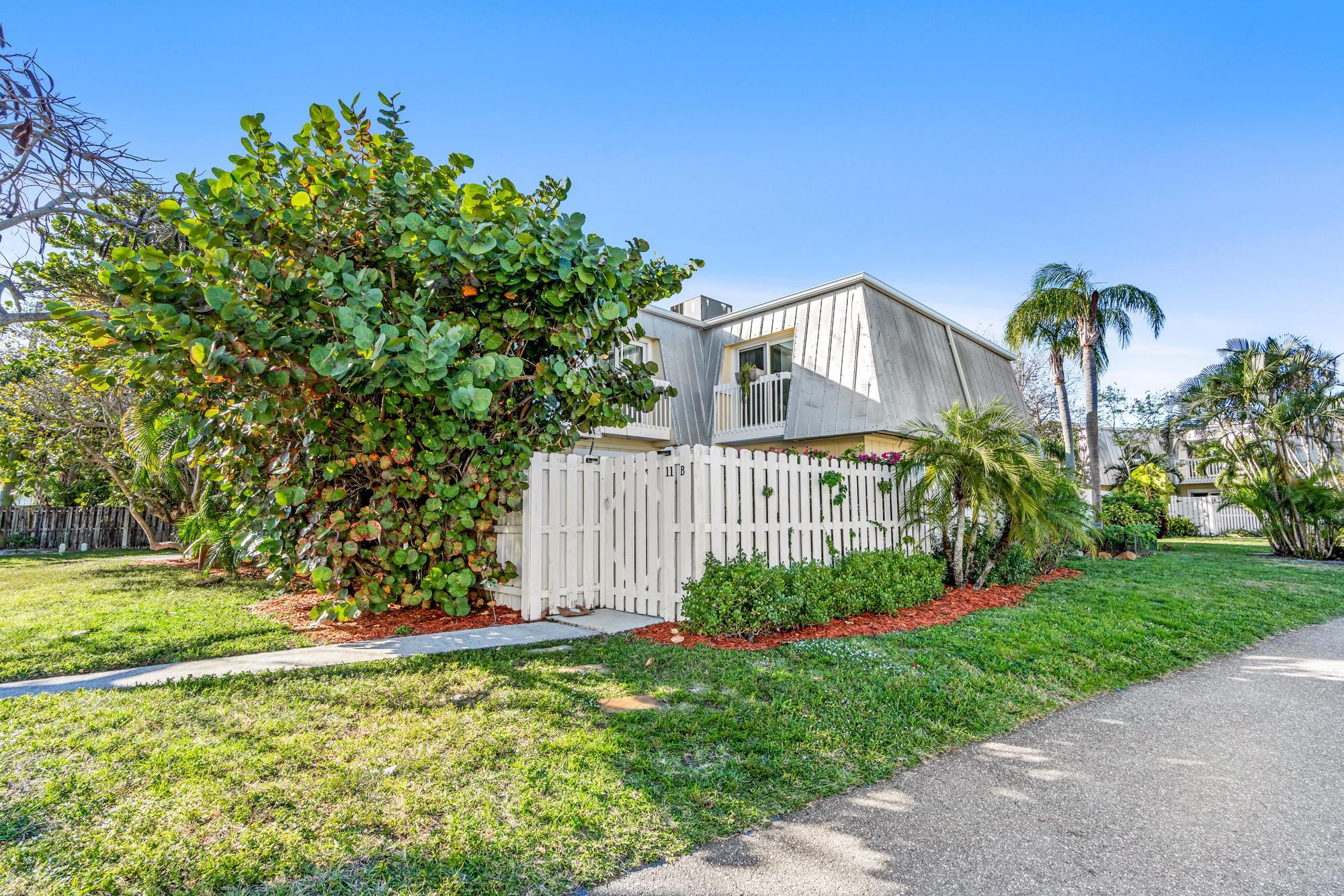 141 East Riverside Drive, Unit 11B Jupiter, FL 33469 - Photo 2 of 29 Front