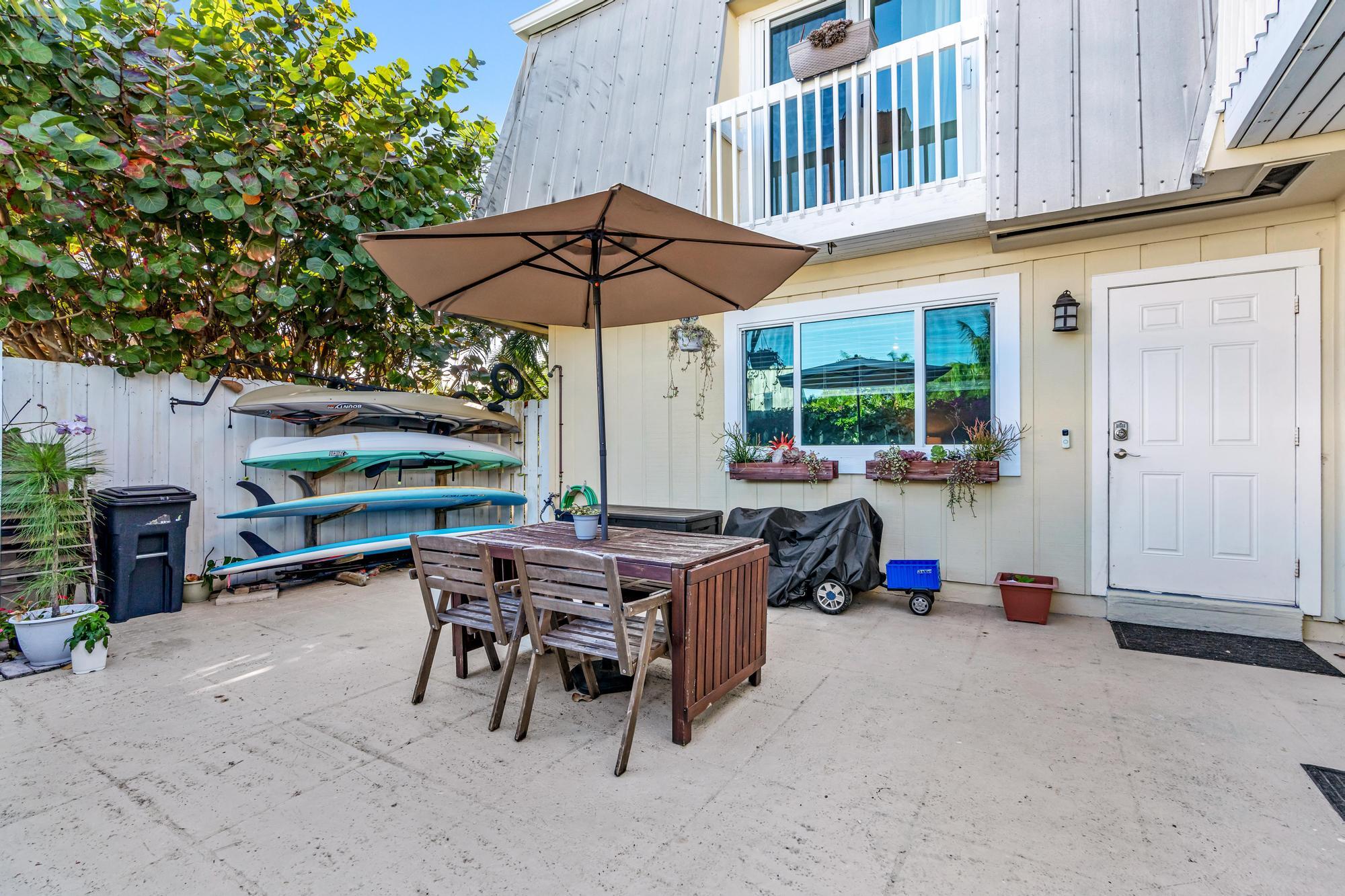141 East Riverside Drive, Unit 11B Jupiter, FL 33469 - Photo 21 of 29 Outisde Patio