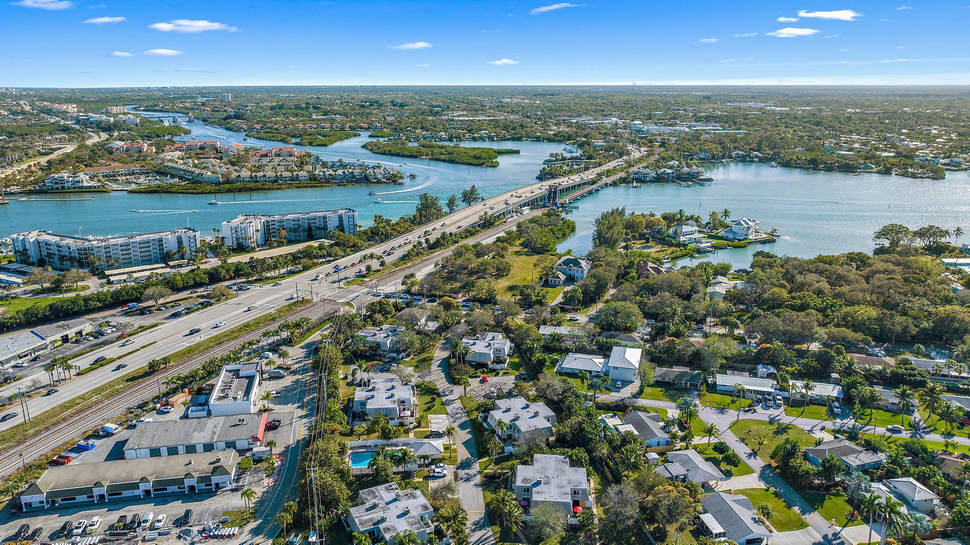 141 East Riverside Drive, Unit 11B Jupiter, FL 33469 - Photo 28 of 29 Aerial View