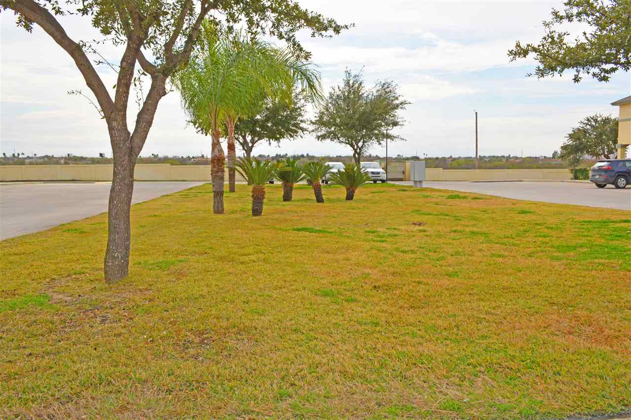 1000 Ranchway Drive, Unit 73 Laredo, TX 78045 - Photo 13 of 14 Gallery Image 13