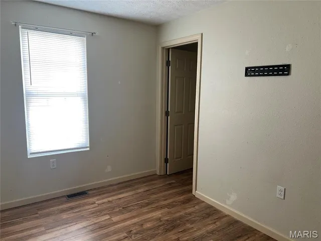 $124,900 | 312 School Street, Wilsonville, IL 62093