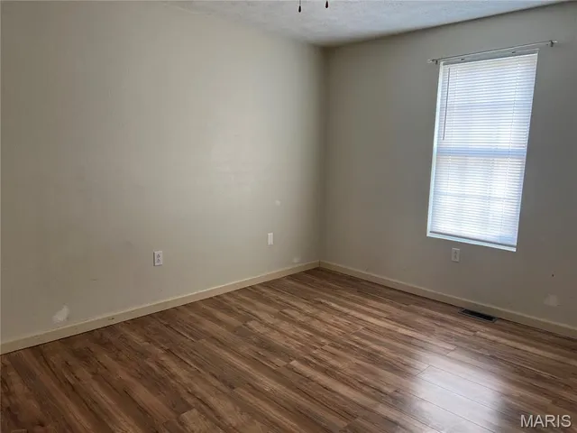 $124,900 | 312 School Street, Wilsonville, IL 62093