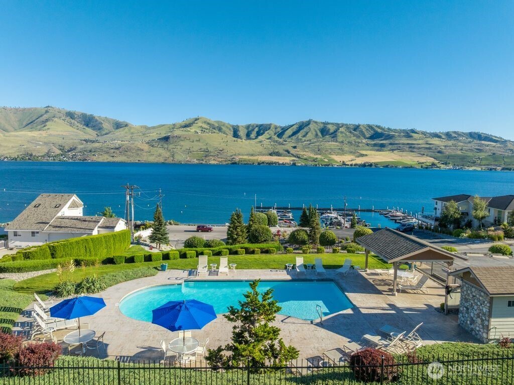 116 Apple Avenue Chelan, WA 98816 - Photo 9 of 30