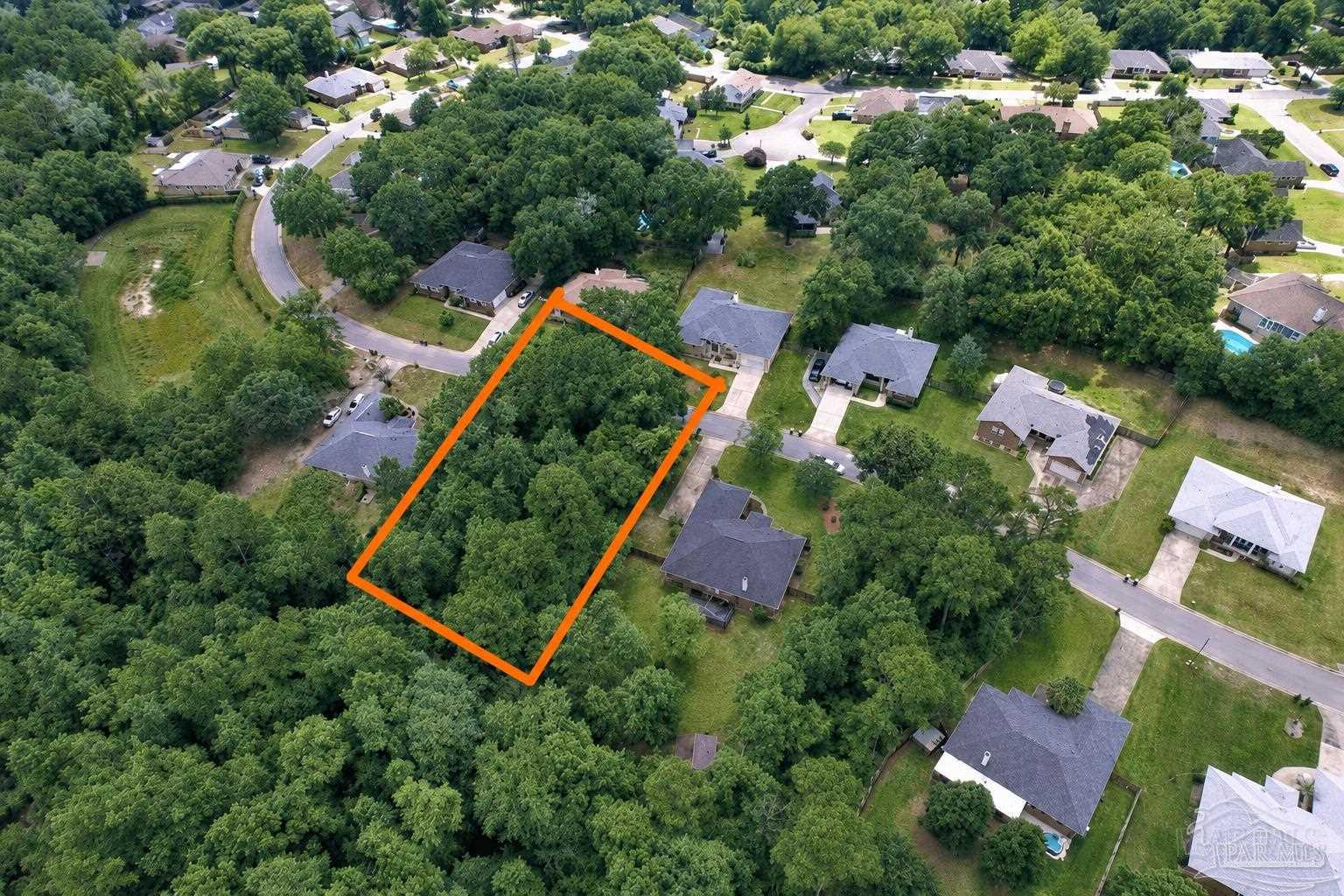 431 Turnberry Road Cantonment, FL 32533 - Photo 6 of 9 Gallery Image 6