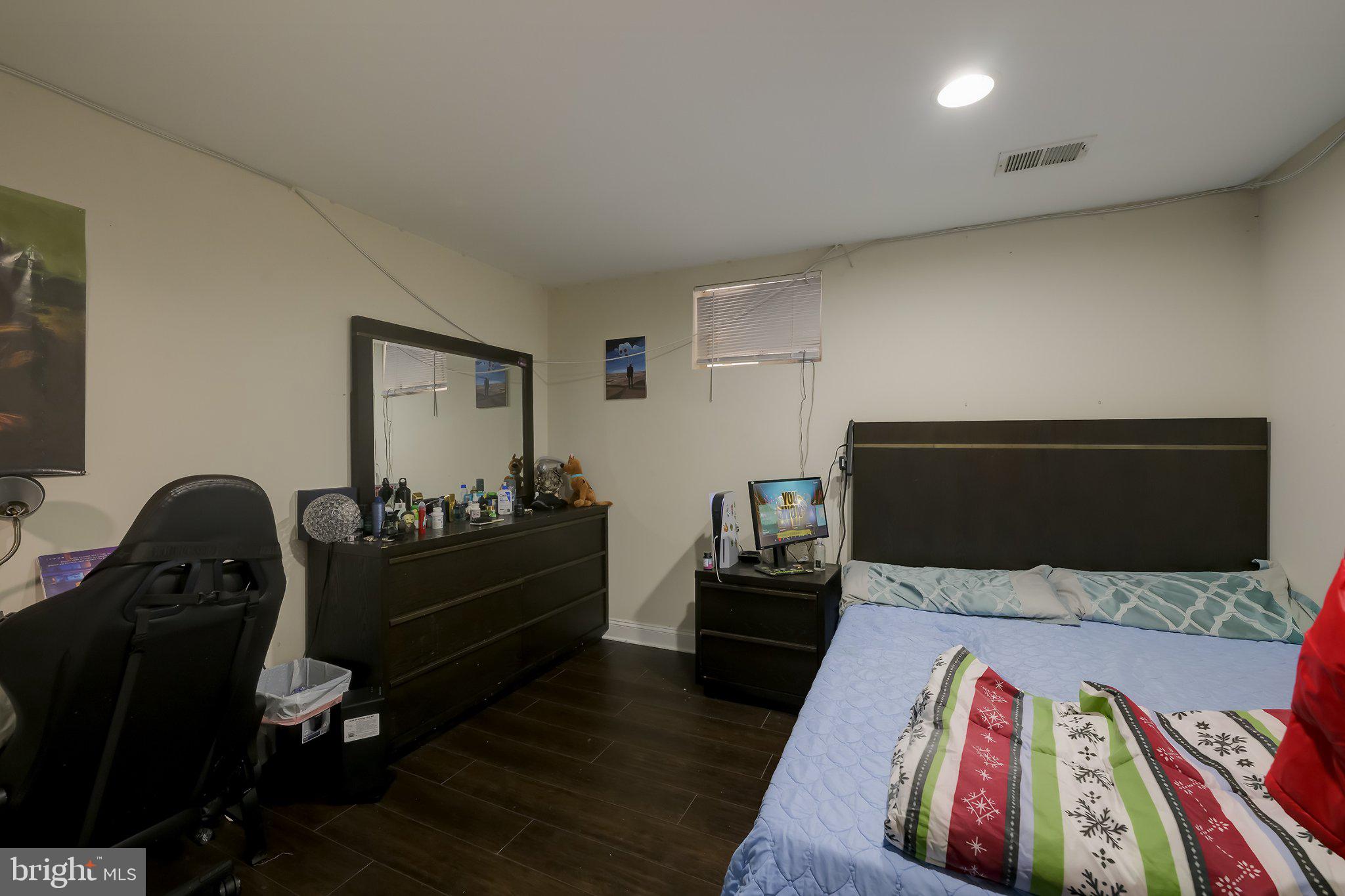 601 Crossover Court Frederick, MD 21703 - Photo 28 of 55 Cozy bedroom with modern touches.
