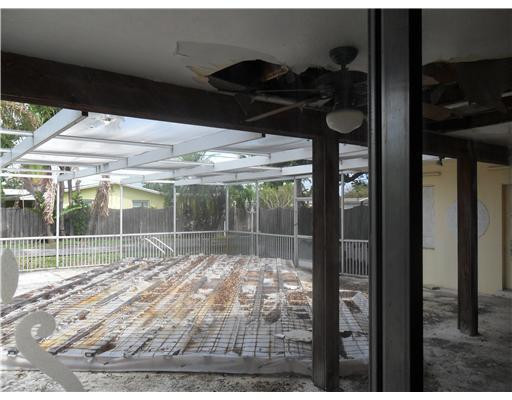 4731 West Park Road Hollywood, FL 33021 - Photo 18 of 21 Pool