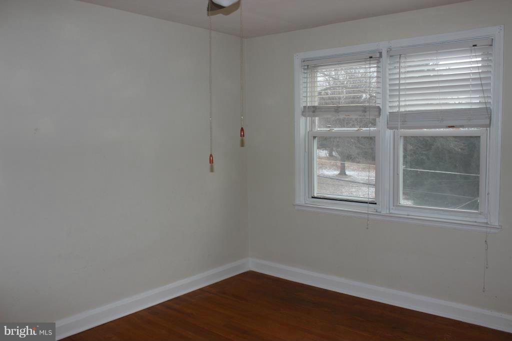 169 Cherrydell Road Catonsville, MD 21228 - Photo 16 of 20 Interior (General)