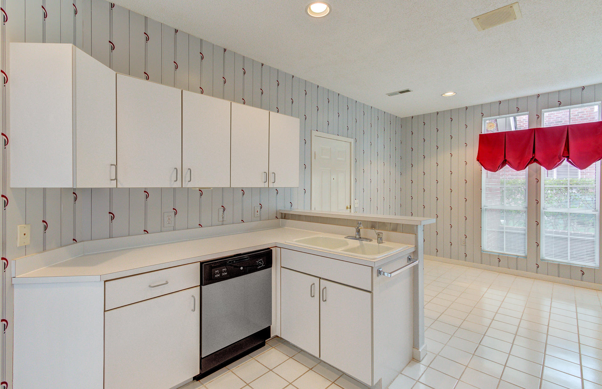 1201 Starling Road Hanahan, SC 29410 - Photo 17 of 35 17