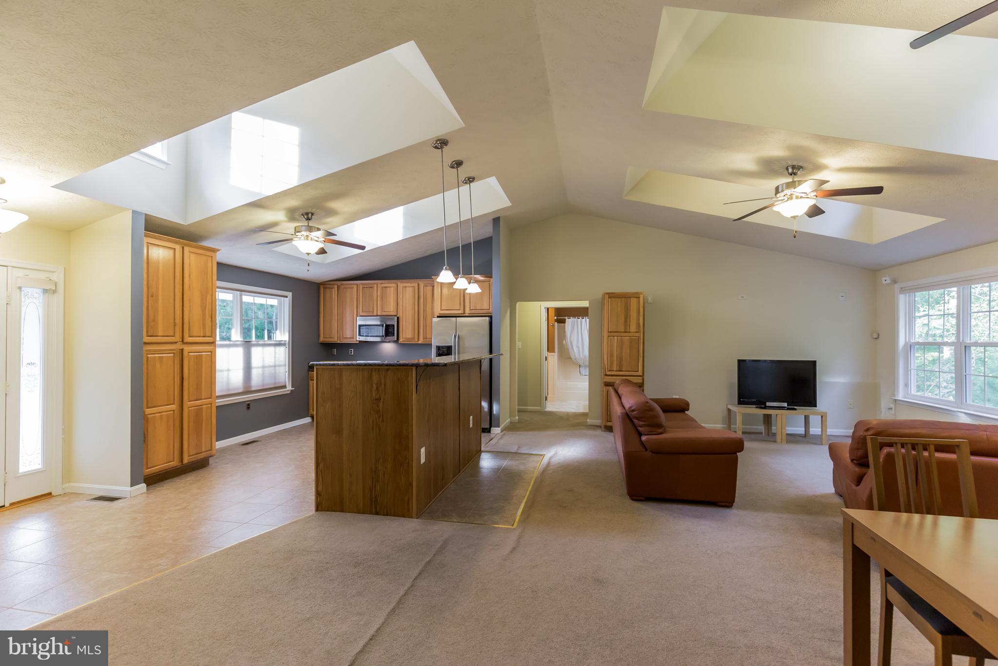 26734 Three Notch Road Mechanicsville, MD 20659 - Photo 9 of 30 Interior View