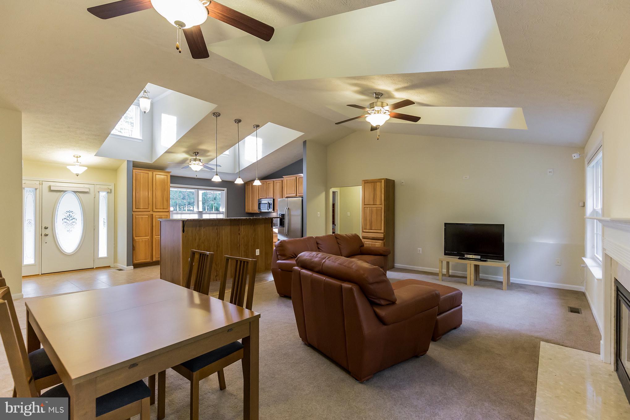26734 Three Notch Road Mechanicsville, MD 20659 - Photo 10 of 30 Interior View