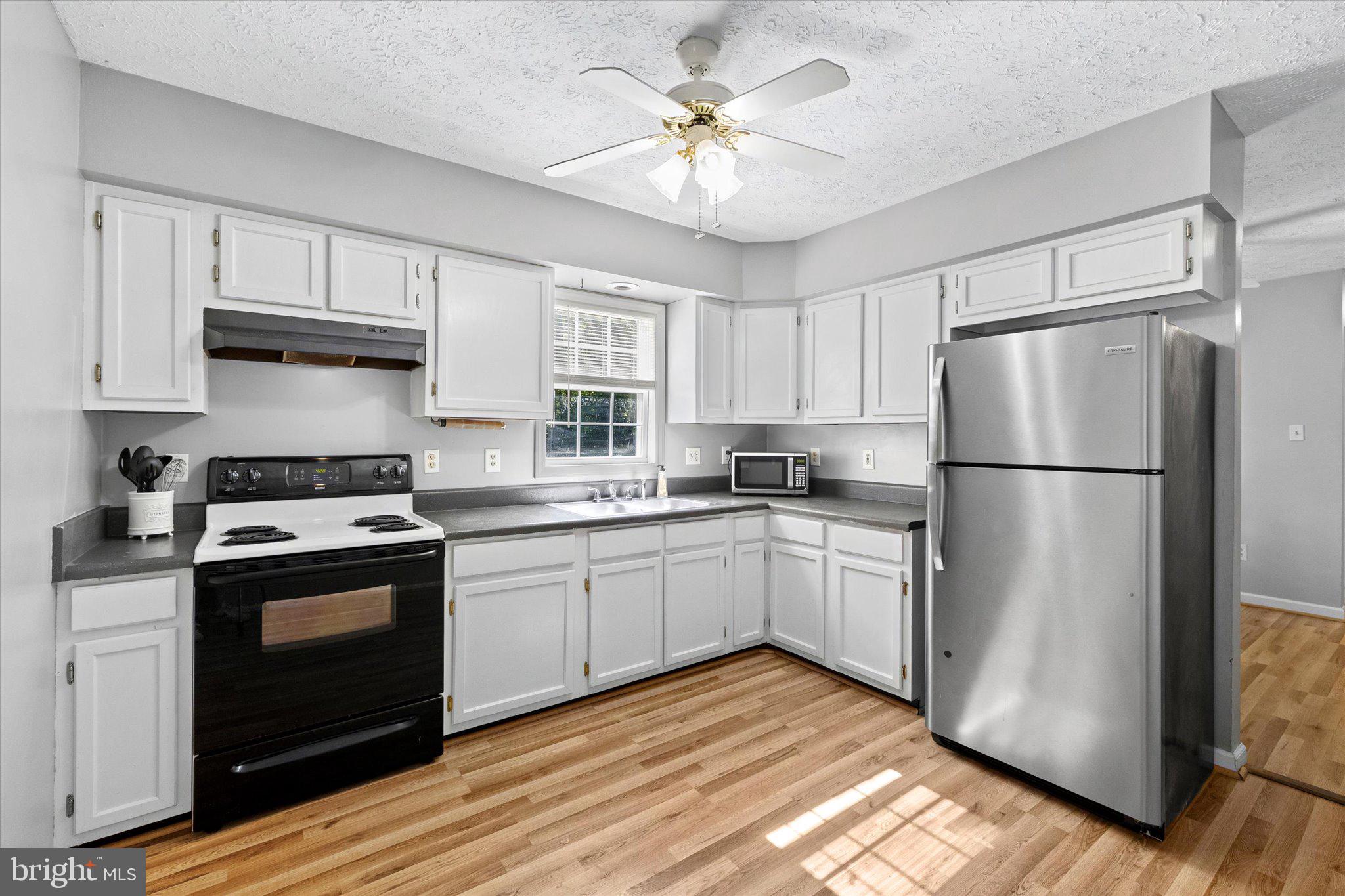 252 Evergreen Road Louisa, VA 23093 - Photo 15 of 39 kitchen