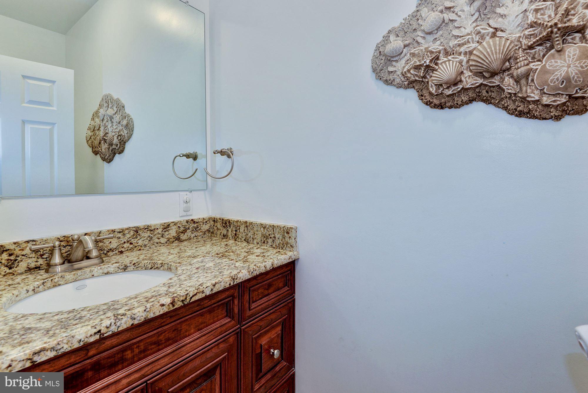 7746 West Shore Road Pasadena, MD 21122 - Photo 12 of 30 Powder Room