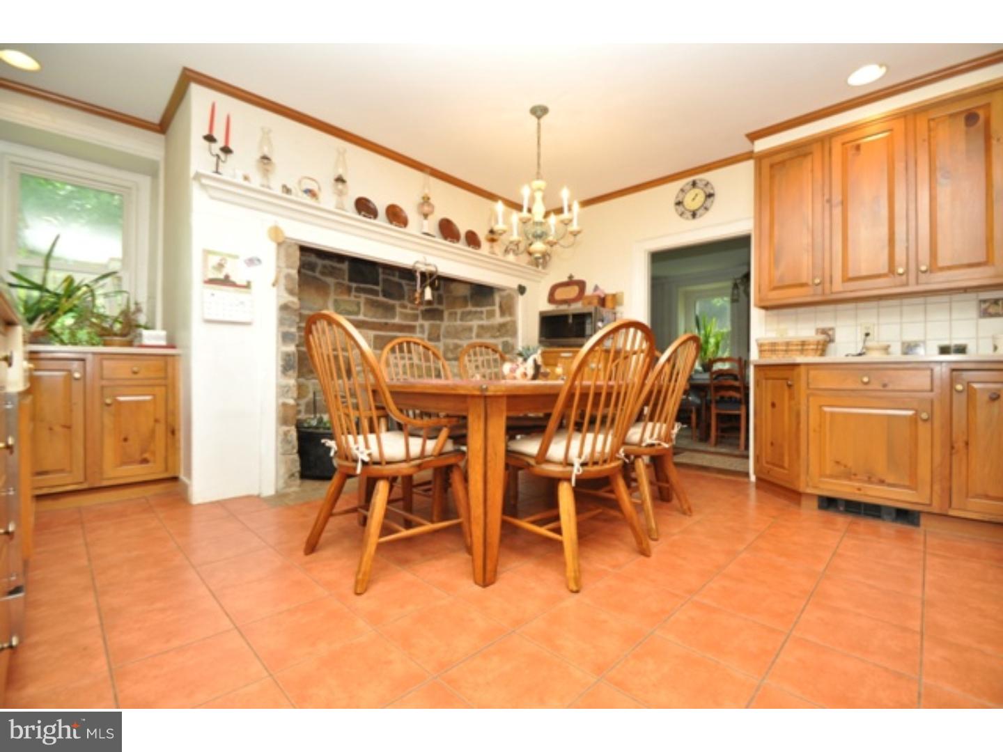 2729 Redington Road Hellertown, PA 18055 - Photo 9 of 25