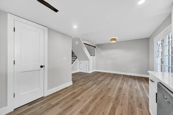 $2,395 | 2943 Cathedral Lane, Charleston, SC 29414