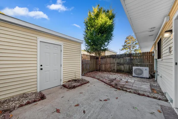 $2,395 | 2943 Cathedral Lane, Charleston, SC 29414