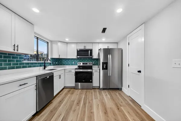 $2,395 | 2943 Cathedral Lane, Charleston, SC 29414