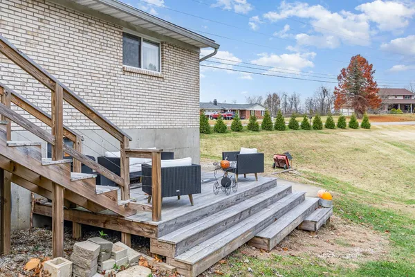 $299,000 | 21412 Georgetown Road, Lawrenceburg, IN 47025