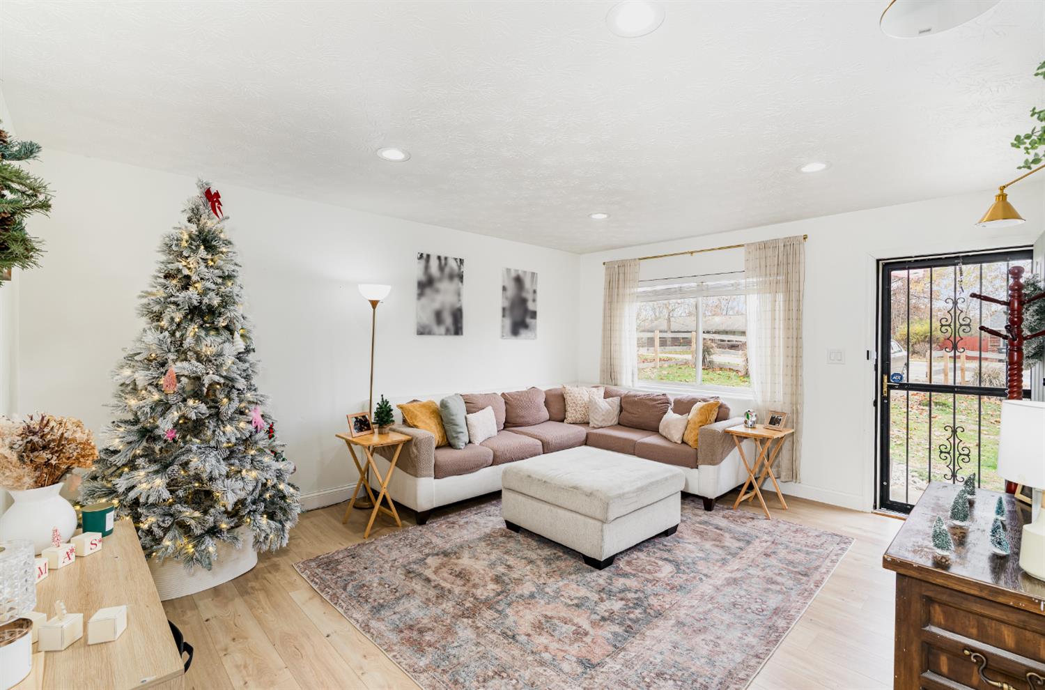 21412 Georgetown Road Lawrenceburg, IN 47025 - Photo 3 of 23