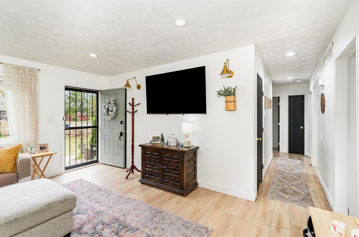 21412 Georgetown Road Lawrenceburg, IN 47025 - Photo 5 of 23