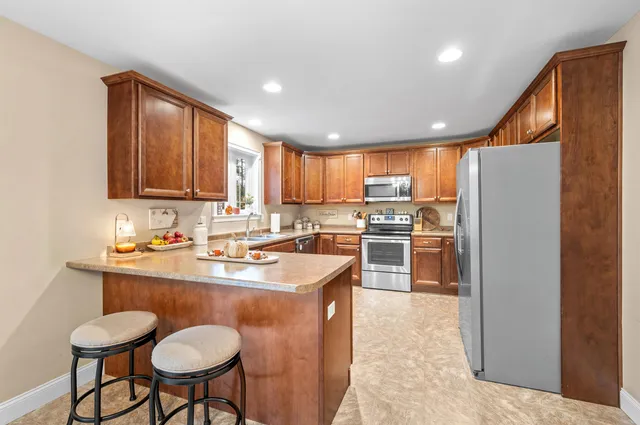 $699,000 | 4 Kennedy Circle, Brentwood, NH 03833