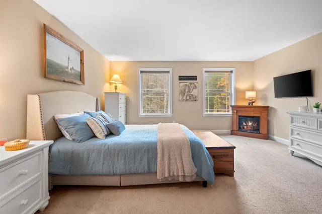 $699,000 | 4 Kennedy Circle, Brentwood, NH 03833