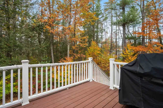 $699,000 | 4 Kennedy Circle, Brentwood, NH 03833