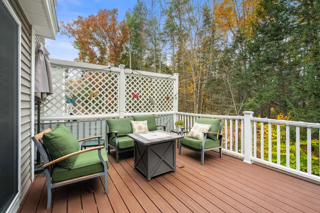$699,000 | 4 Kennedy Circle, Brentwood, NH 03833