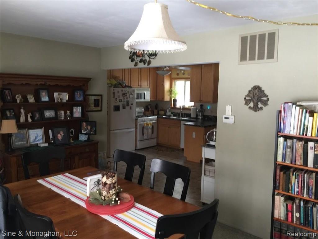 9065 Peters Road Algonac, MI 48001 - Photo 11 of 31 peters3.JPG