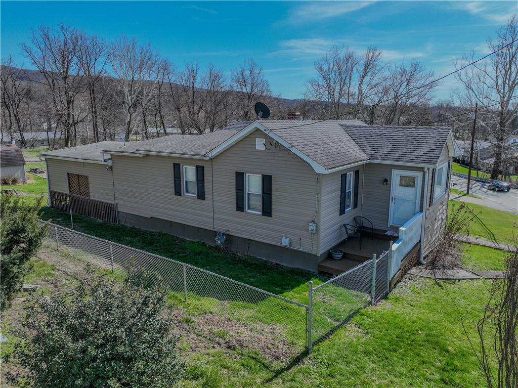 232 Hopwood Fairchance Road Uniontown, PA 15401 - Photo 5 of 46 Gallery Image 5