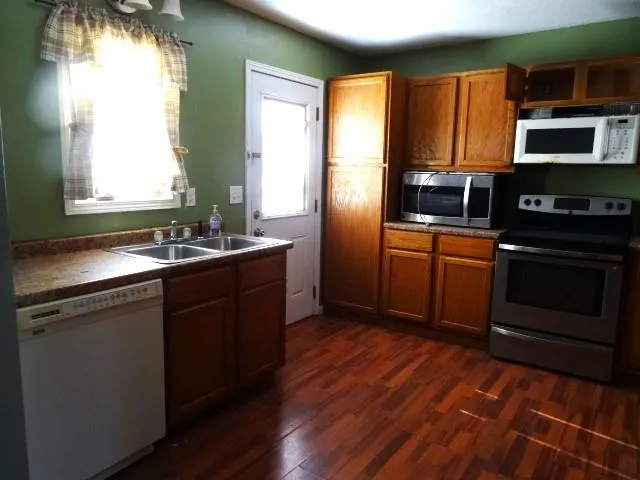 $169,000 | 923 East Walnut Street, Rich Hill, MO 64779