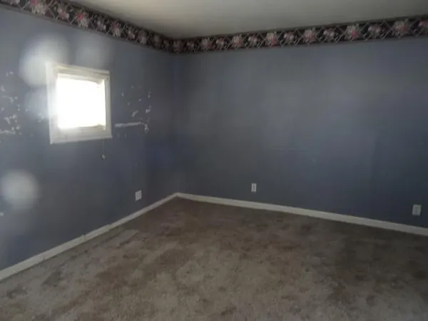 $169,000 | 923 East Walnut Street, Rich Hill, MO 64779