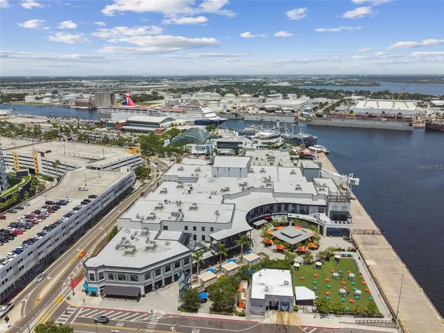 $3,200 | 318 East Patterson Street, Tampa, FL 33604