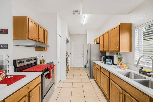 $3,200 | 318 East Patterson Street, Tampa, FL 33604