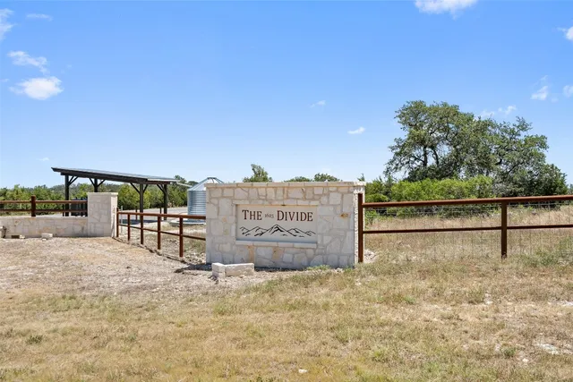 $621,800 | 23 Ranch Road 1623, Blanco, TX 78606