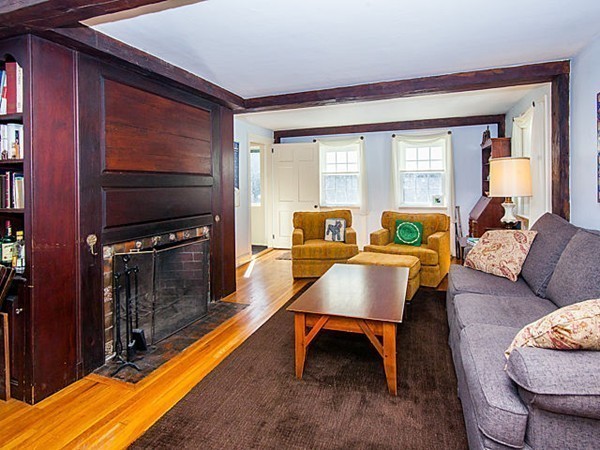 61 Hedge Road Brookline, MA 02445 - Photo 8 of 22