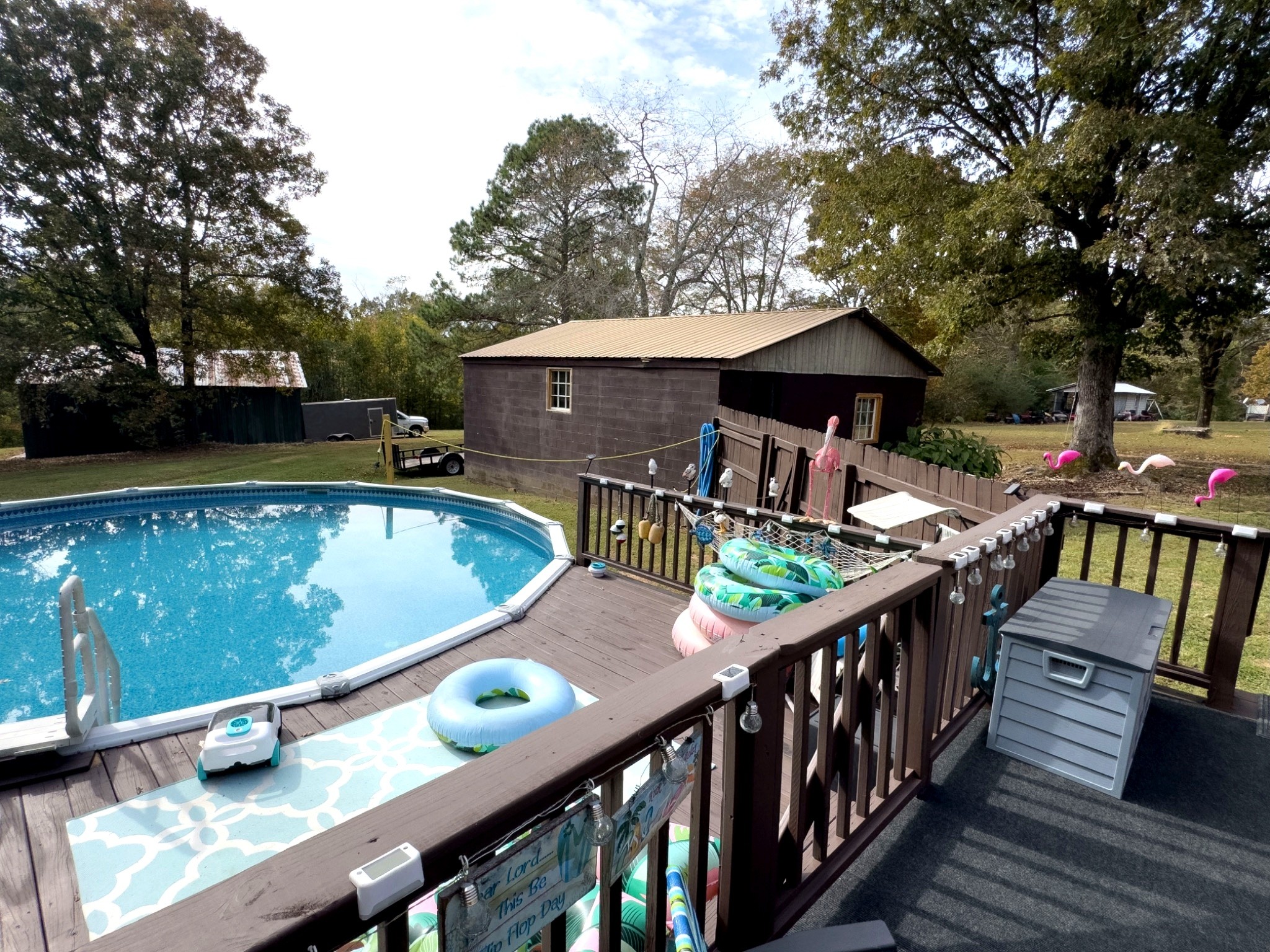 1344 Railroad Bed Road Collinwood, TN 38450 - Photo 22 of 40 a view of a balcony with furniture