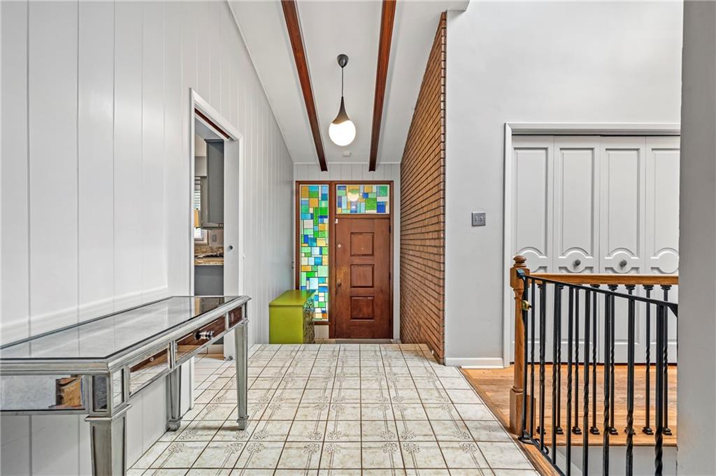 2453 Mt Royal Road Pittsburgh, PA 15217 - Photo 4 of 26 Gallery Image 4