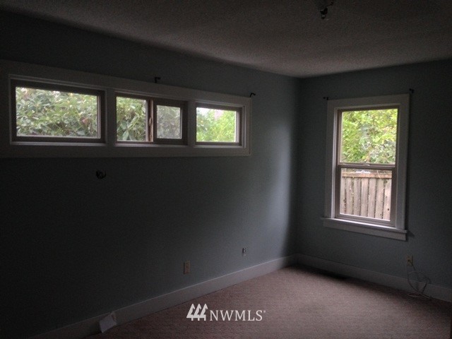 3312 Columbia Heights Road Longview, WA 98632 - Photo 6 of 12 Gallery Image 6