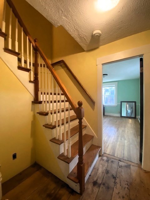 148 Ragged Hill Road Hubbardston, MA 01452 - Photo 15 of 37 Gallery Image 15