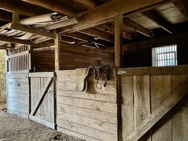 148 Ragged Hill Road Hubbardston, MA 01452 - Photo 34 of 37 Gallery Image 34