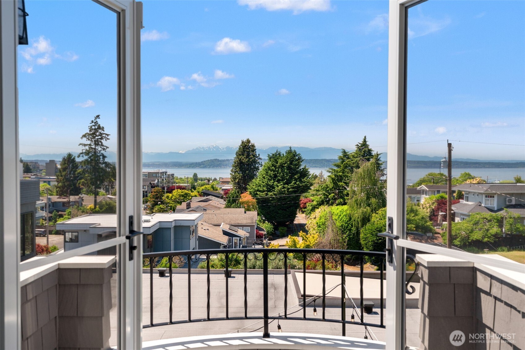 709 Maple Street Edmonds, WA 98020 - Photo 26 of 40