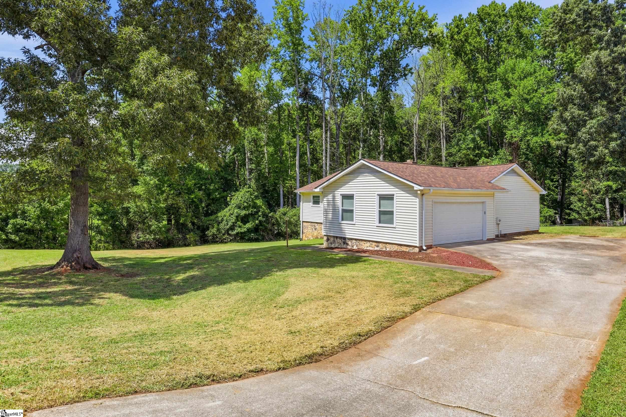 102 Harborough Road Anderson, SC 29625 - Photo 34 of 41 Gallery Image 34