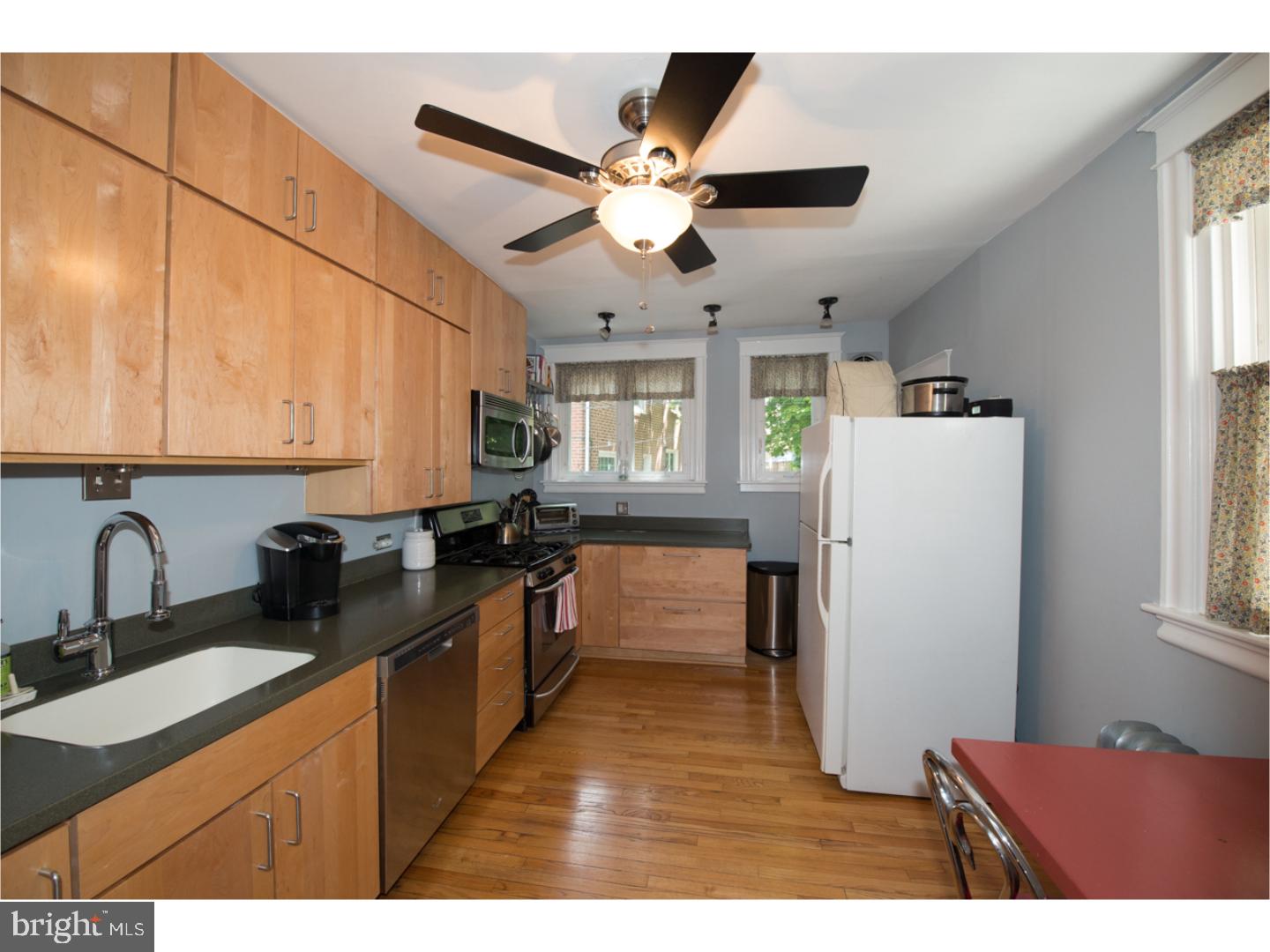 146 Roumfort Road Philadelphia, PA 19119 - Photo 7 of 18