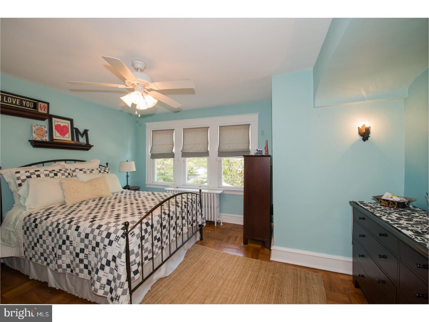 146 Roumfort Road Philadelphia, PA 19119 - Photo 10 of 18