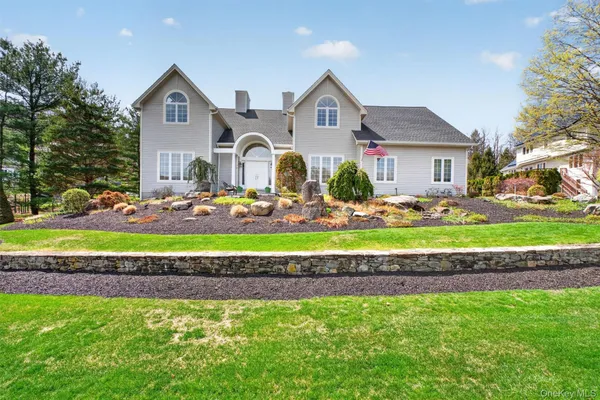 $1,350,000 | 75 Kensington Lane, Yorktown Heights, NY 10598