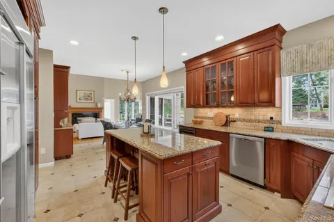 $1,350,000 | 75 Kensington Lane, Yorktown Heights, NY 10598